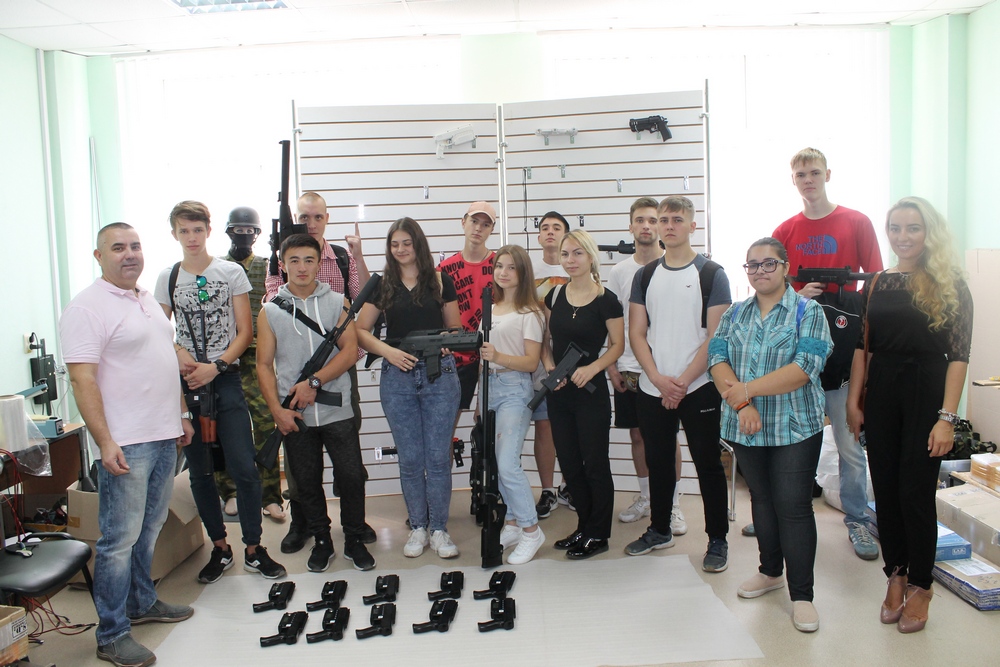 Молодые инноваторы посетили технопарк «Яблочков»