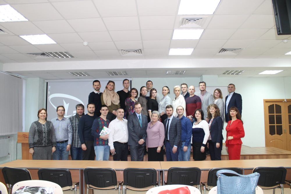 Слушатели президентской программы подготовки управленческих кадров посетили технопарк «Яблочков»